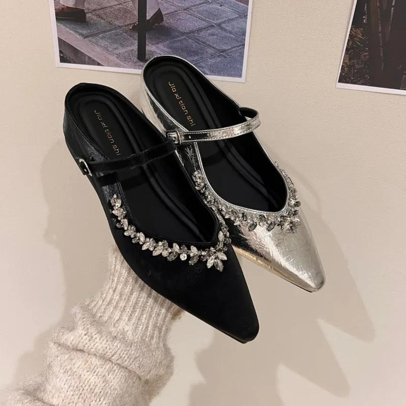 Fashion 2025 New Added Interior Cover Toe Shoes for Women's Slippers Outdoor Flash Slide Pointing Summer Crystal Covered Toe Shoes