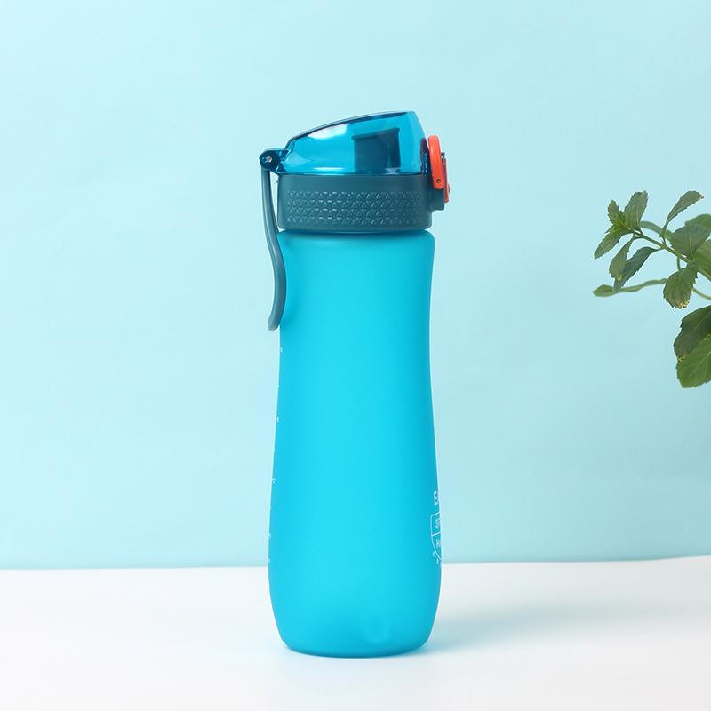 

Матовая космическая чашка большой вместимости, чашка для воды с ручкой, прямой край, пружинная крышка, пластиковая чашка для воды, спортсмен 800 синий