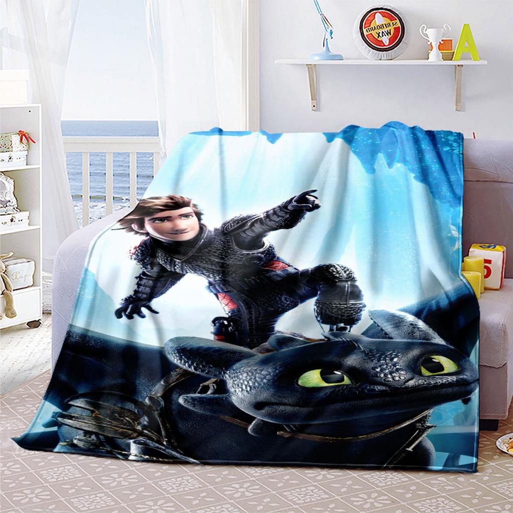 High-quality How to Train Your Dragon Toothless themed printed blanket. Soft and comfortable, a perfect gift for  friends.