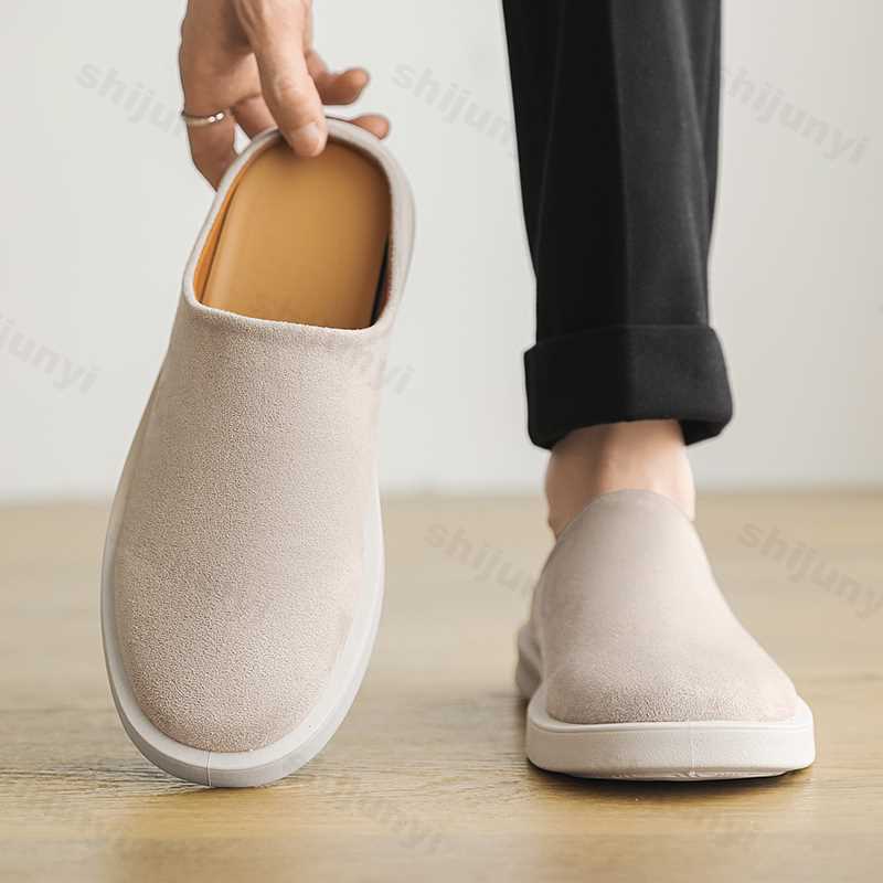 Fashion 2025 Autumn New Retro Concise Designed Men's Low Top Casual Shoes Fashion Trend Versatile Comfortable Non Slip Lace Up Sneakers