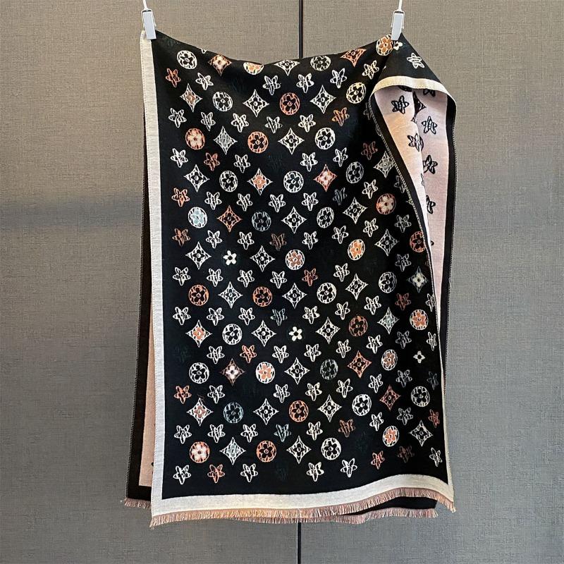 Autumn and winter new imitation cashmere scarf women's versatile neck protector jacquard scarf fashionable warm long fringed shawl