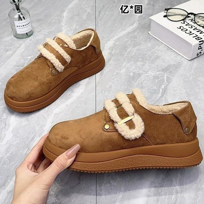 Thick-soled snow boots women's winter velvet 2025 new one-pedal retro Boken shoes lightweight fluffy cotton shoes