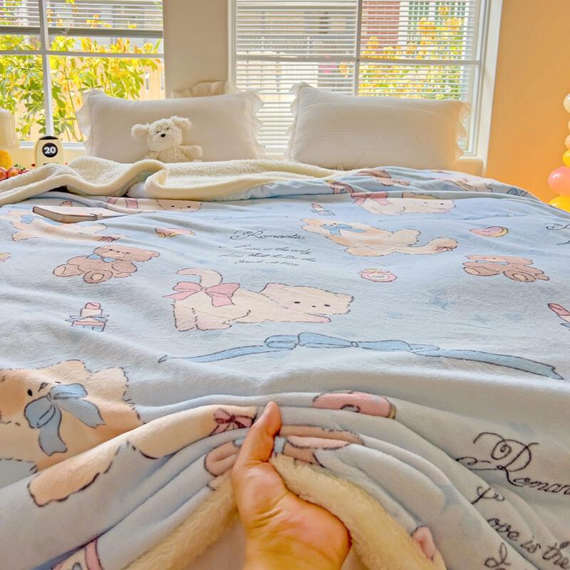 Yalu Multifunctional Lamb Fleece Throw Blanket