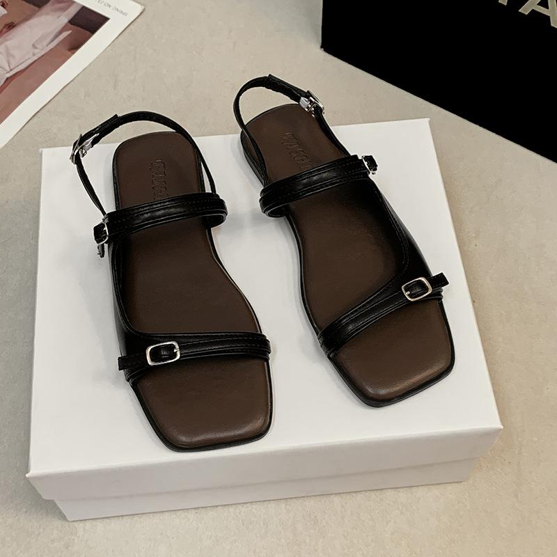 

Flat-soled sandals women wear new French beautiful fairy style with skirt travel seaside Roman shoes in summer 35