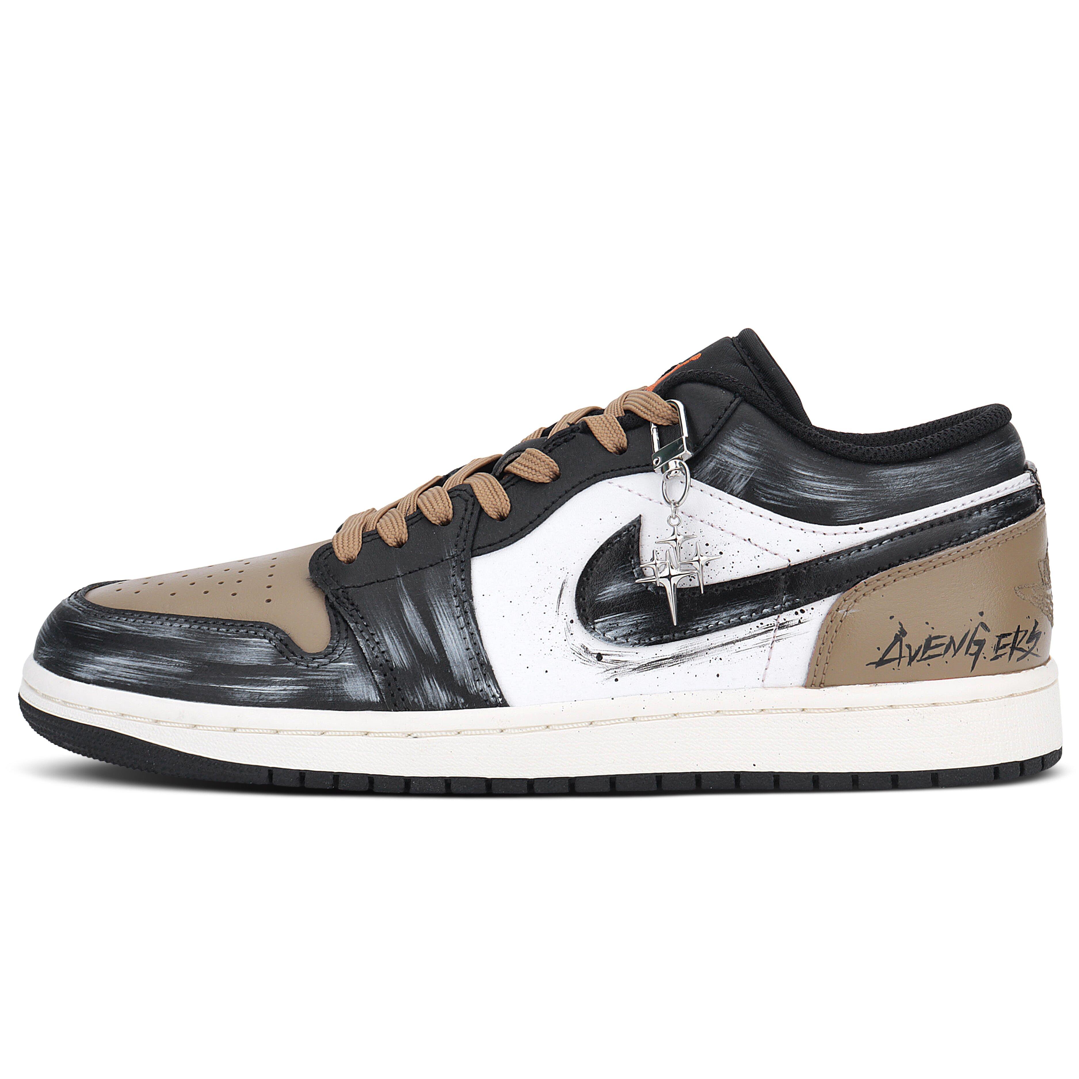 

Jordan Air Jordan 1 Mocha Graffiti Abrasion Resistant Low top Vintage Basketball Shoes Unisex Black Brown 553558-081(Team1532-) 45