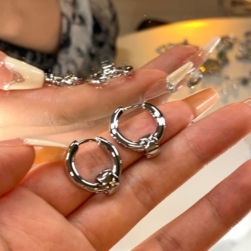 Niche Design Classy Cold Wind Ear Ring