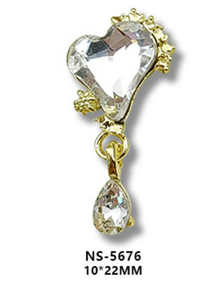 Nail Art Tassel Heart Rhinestone Pendants and Stickers