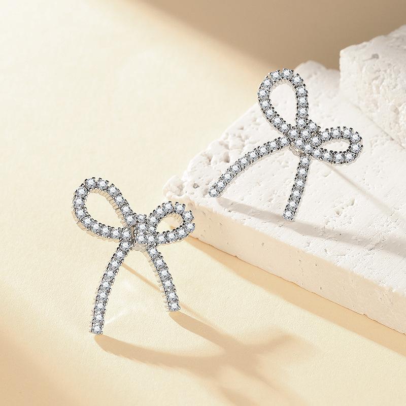 2026 Summer New Exquisite Fashion Light Luxury Micro-inlaid Zircon Bow Earrings S925 Silver Needle Atmosphere Senior Stud Earrings Women