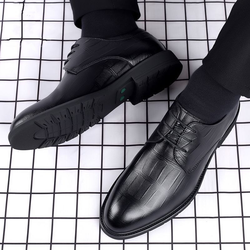 Korean Style Round Toe Social Shoe Male Young Students Low Price 2026 New Clothing Gentleman 39 Footwear Suit Men's Formal Shoes