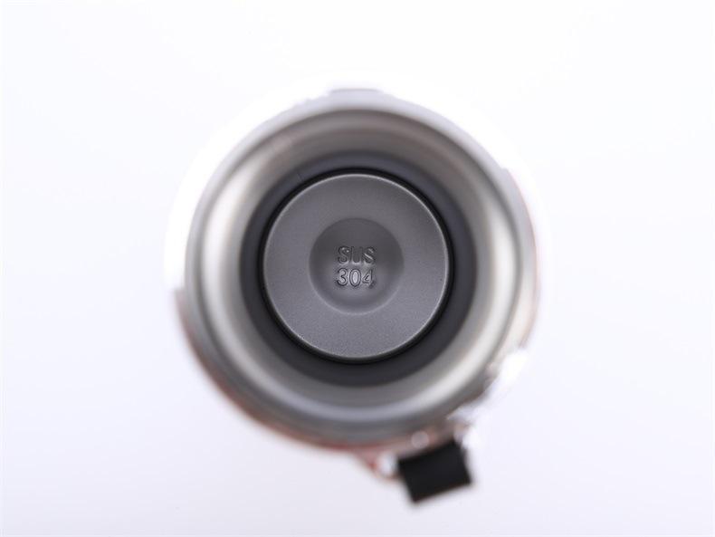 Large Capacity Insulated Stainless Steel Cup for Outdoor Activities