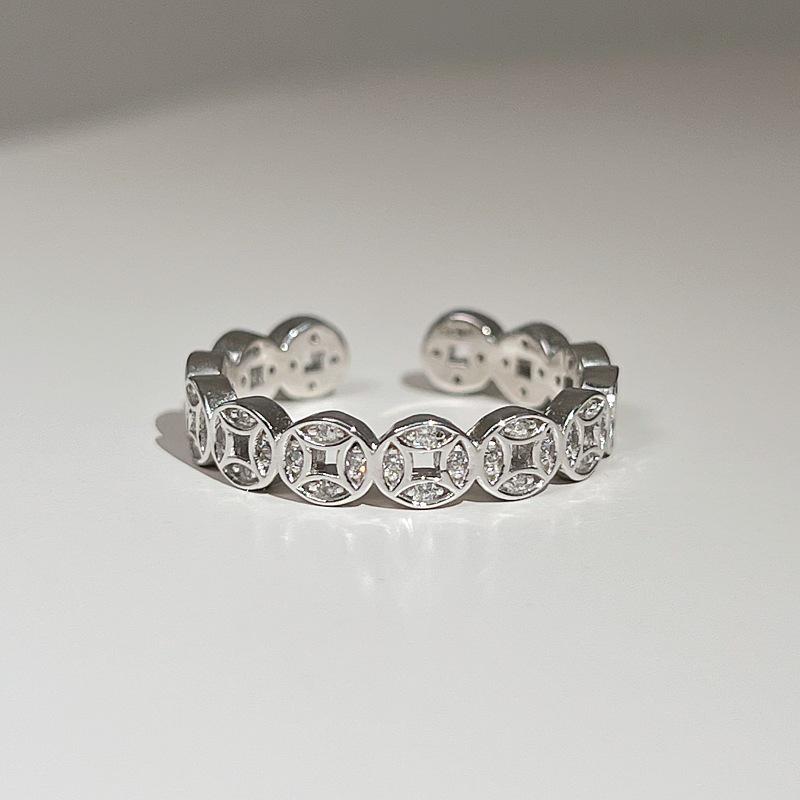 

Vintage Style S925 Sterling Silver Hollow Coin Ring: Adjustable Light Luxury Index Finger Ring for Women Adjustable