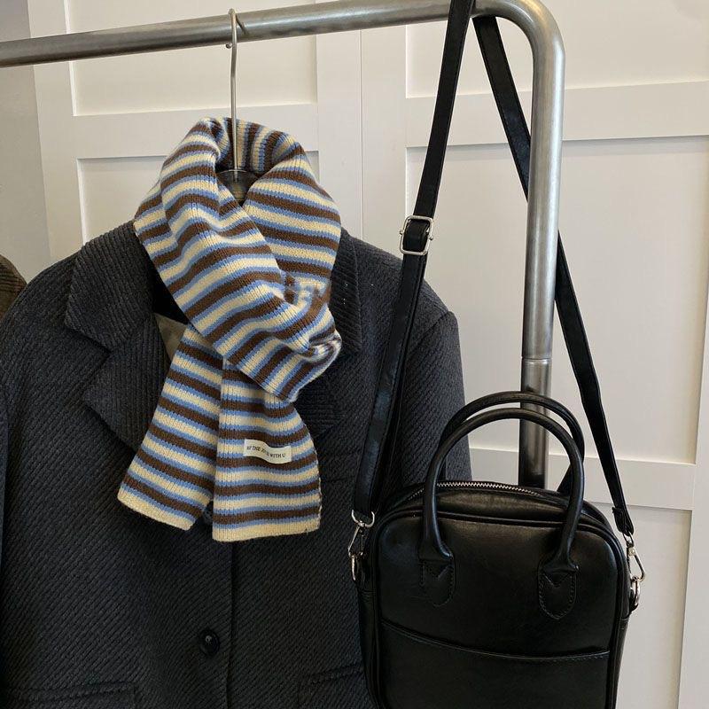 New Striped Knitted Scarf for Women in Winter High End Versatile and Cute Woolen Small Scarf Men's Neck Protector Warm Korean Version