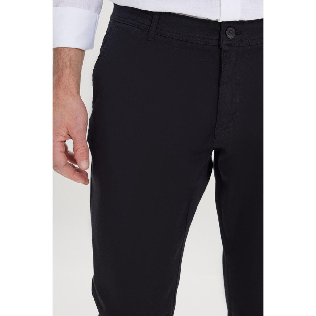 Calças Chino Slim Fit Masculinas de Lona Preta Slim Fit com Bolso Lateral