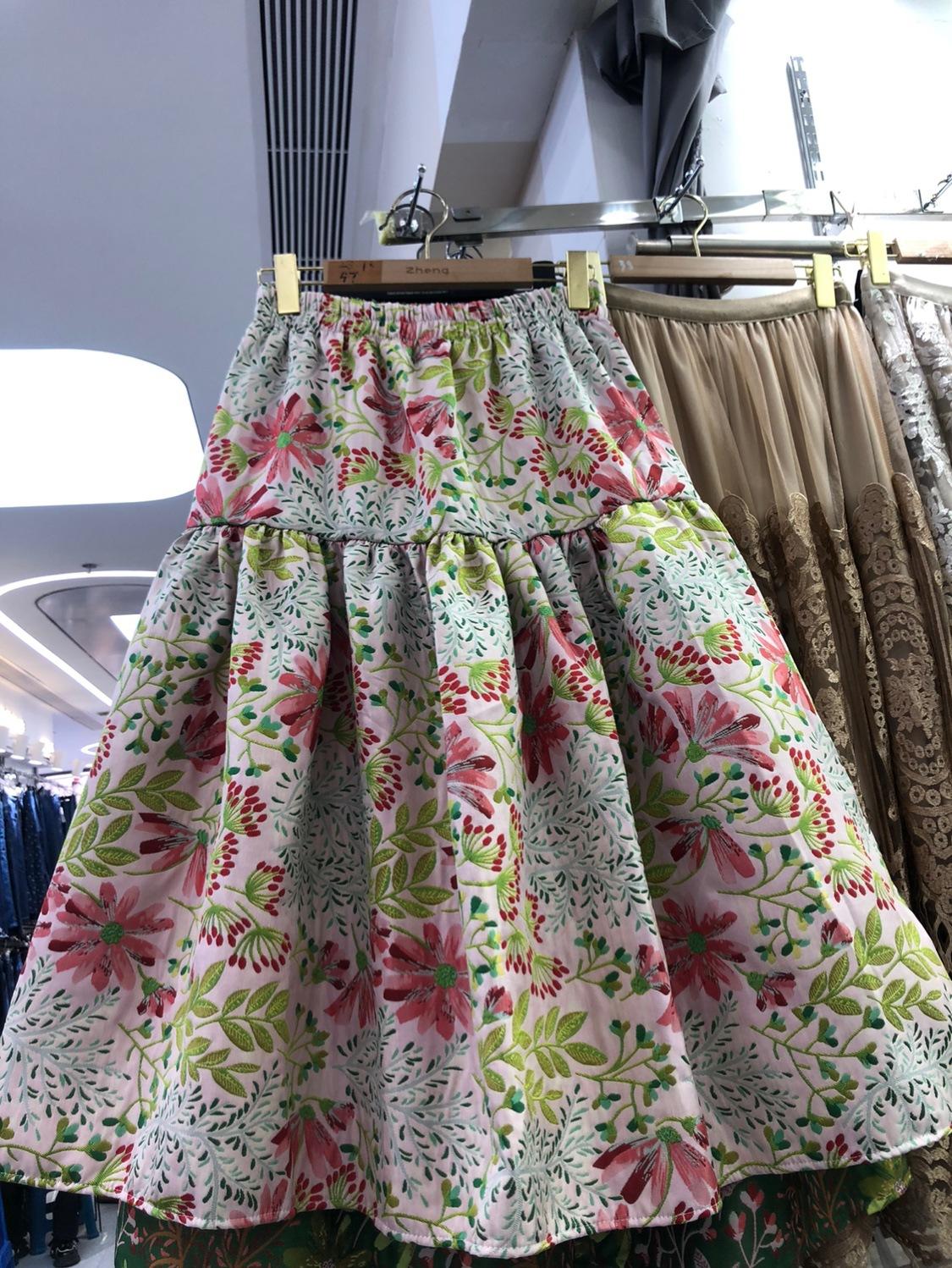 

Юбка-зонтик из жаккарда с рельефным узором Sweet wind heavy industry, покрывающая мясо и показывающая худобу, модная юбка-фонарик, уменьшающая возраст one size fits all розовый