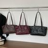 Oil Wax Leather Bag Women's New Spring and Summer Fashion Commuting Shoulder Underarm Bag Going Out To Work Tote Bag