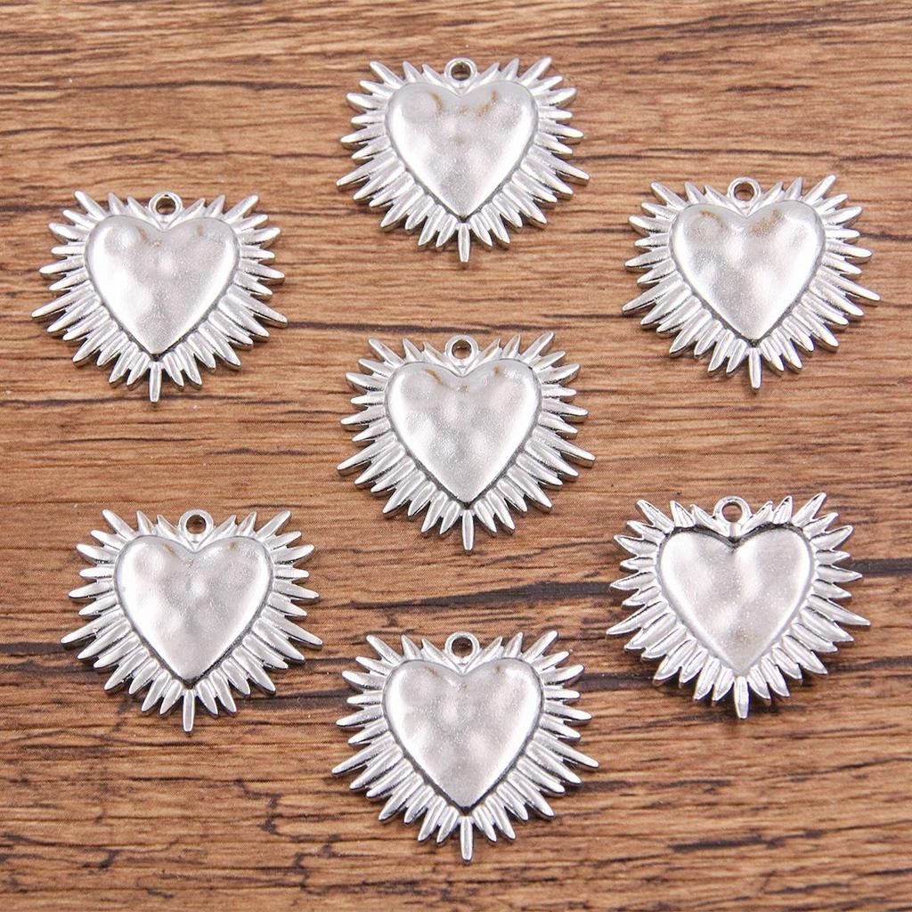 Gothic Heart Charms: Vacuum-Plated Stainless Steel Jewelry Accessories in 2 Colors and Multiple Styles for Halloween Pendants