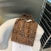 Retro simple large-capacity tote bag women's new niche leopard print shoulder bag casual commuter bag