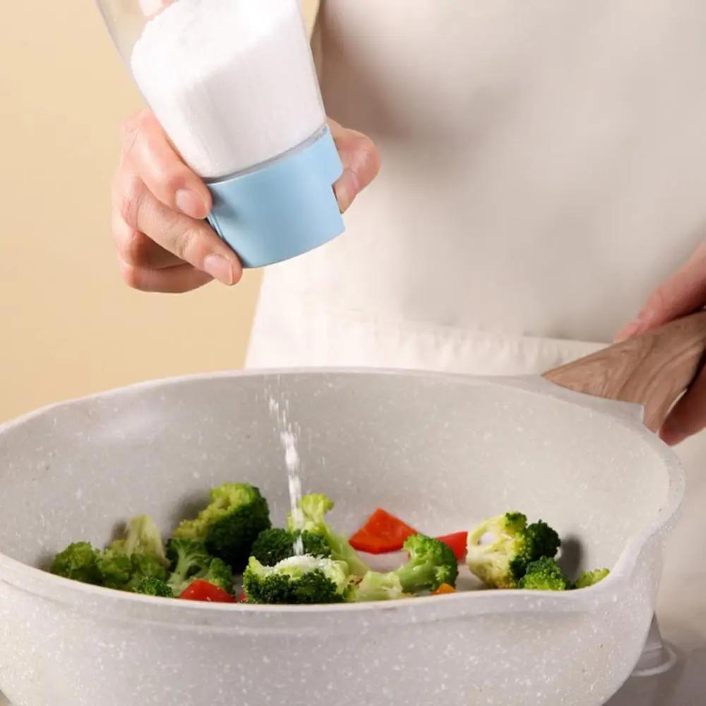 Plastic Metering Salt Bottle Transparent Quantitative Salt Dispenser  Cooking