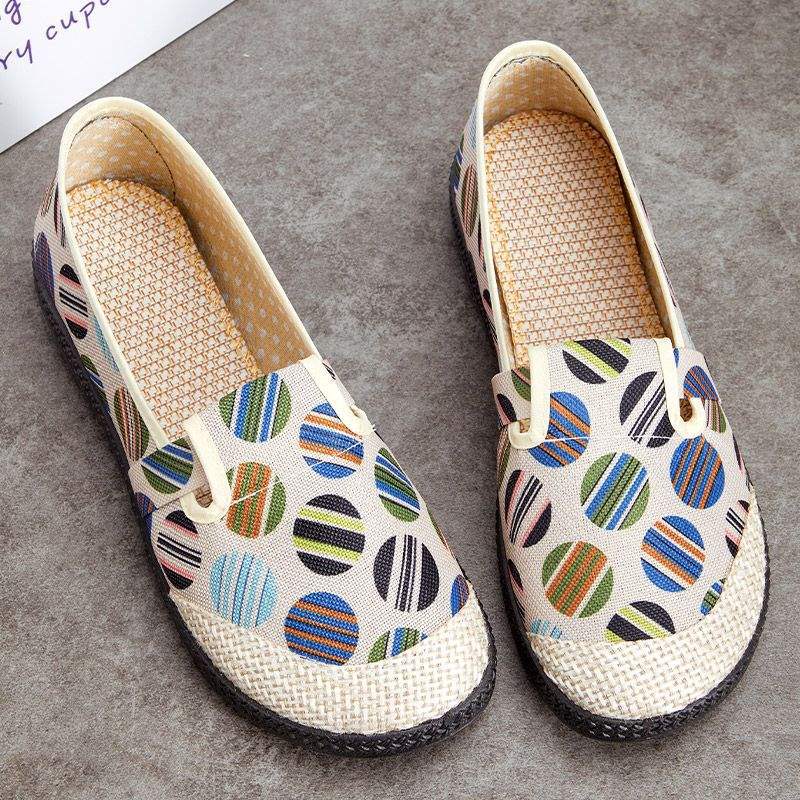 Old ******* cloth shoes women's summer leisure one pedal ****** and autumn breathable flat-bottomed s**t-soled canvas