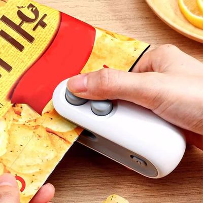 Portable Mini Sealer 2 In 1 Heat Sealer for Snacks Home Use Rechargeable Sealer Vacuum Sealer Snacks Plastic Bag Heat Sealer