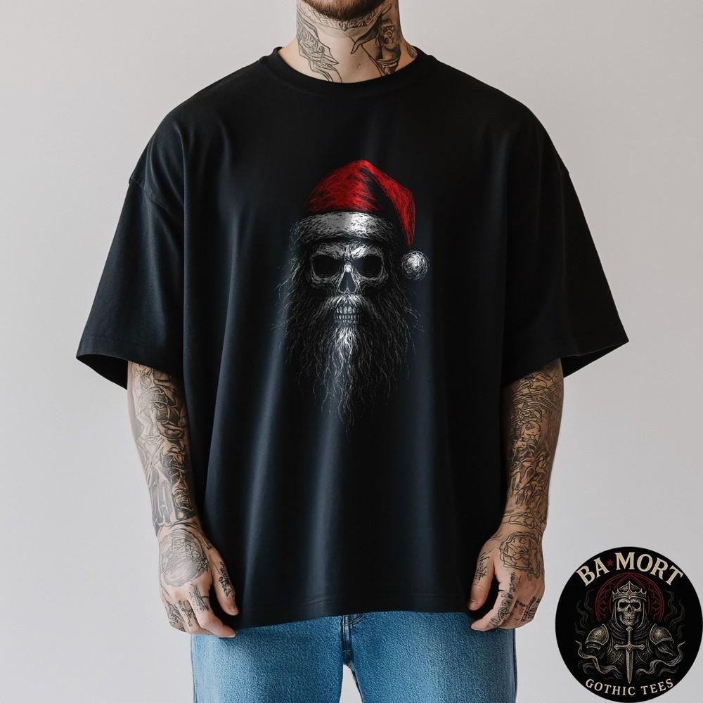 Santa Skull Dark Christmas Spirit TShirt Unisex T-Shirt M