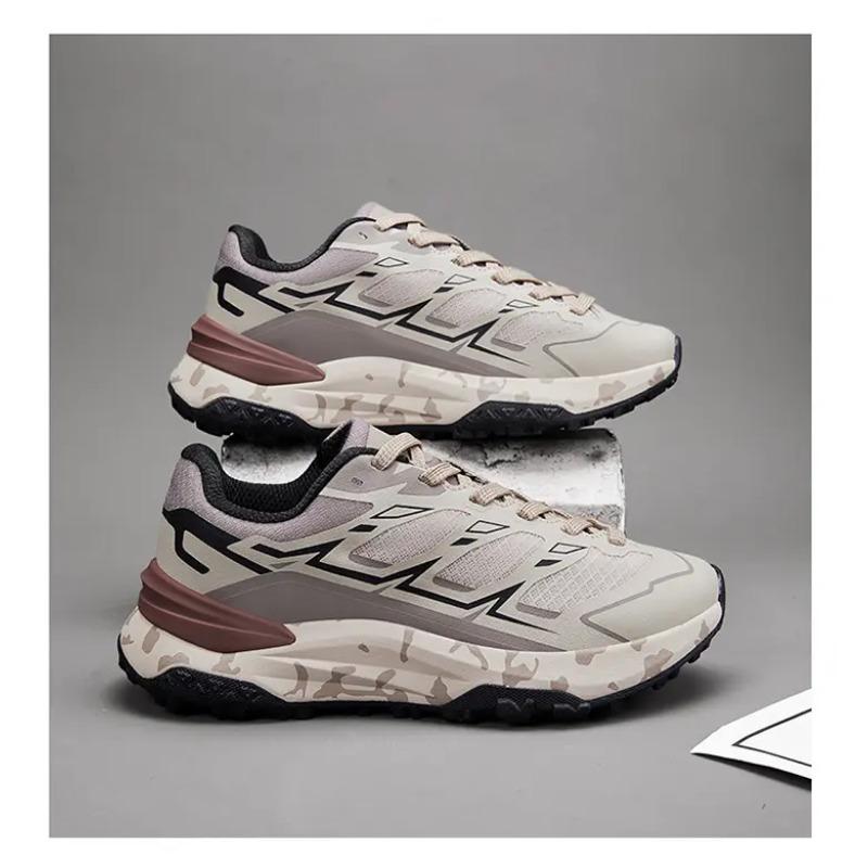 Autumn Sports Shoes for Men Lightweight and Breathable Outdoor Hiking Casual Shoes Anti Slip Wear-resistant