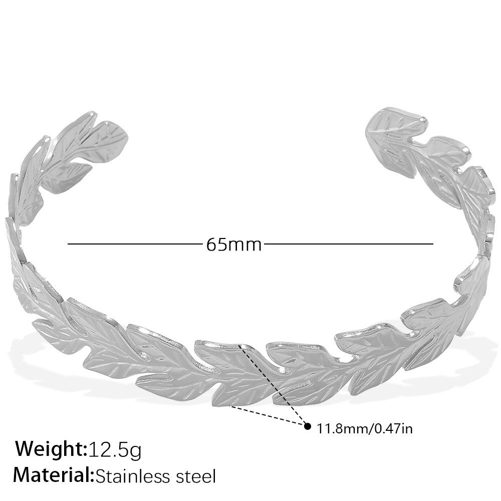 Hong Kong style retro exaggerated flower bracelet stainless steel gold-plated light luxury high-end bracelet jewelry women