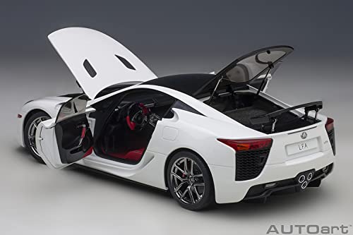 AUTOart 1/18 Scale Lexus LFA (Whitest White/Black Carbon Fiber) Finished Product