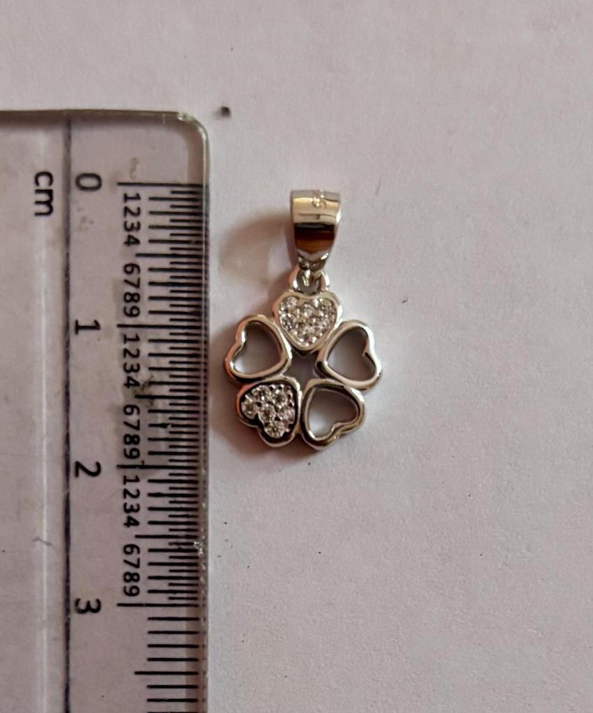 925 Sterling Silver Cz FLOWER FLORAL Charm Pendant, High Polish, Simple Design Elegant, Minimal Minimalistic Jewelry, Charm Pendant, 1.26 Gm