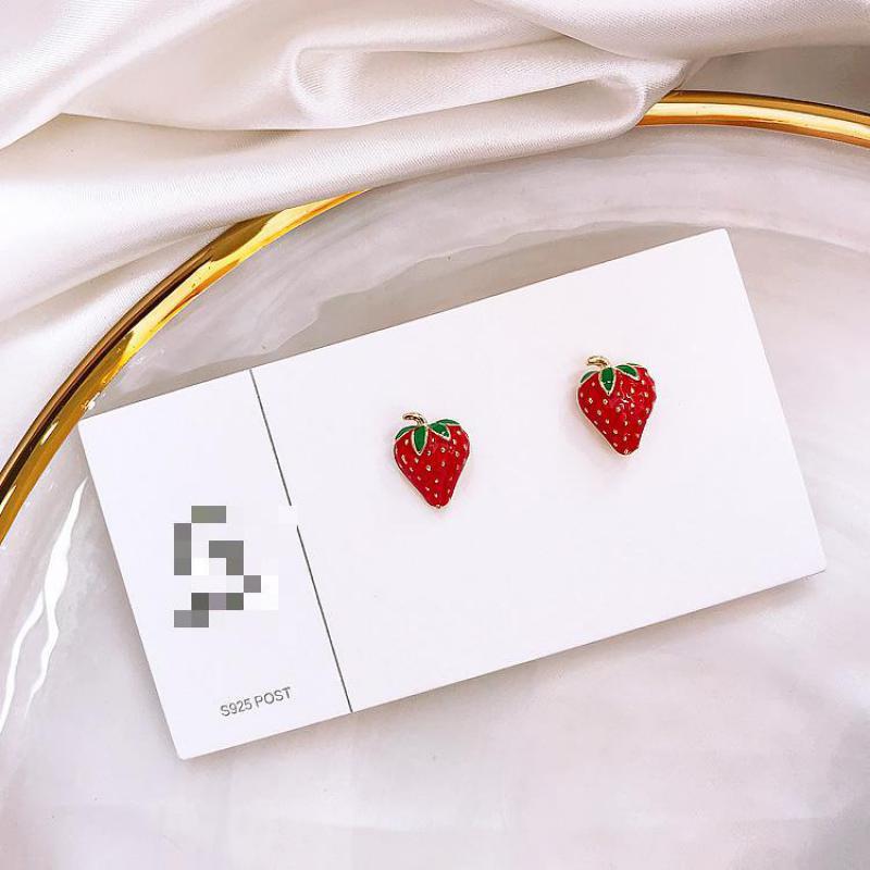 S925 Silver Needle Girl Sense Cute Small Strawberry Net Red Wild Earrings Student Birthday Gift Accessories Crystal Earrings