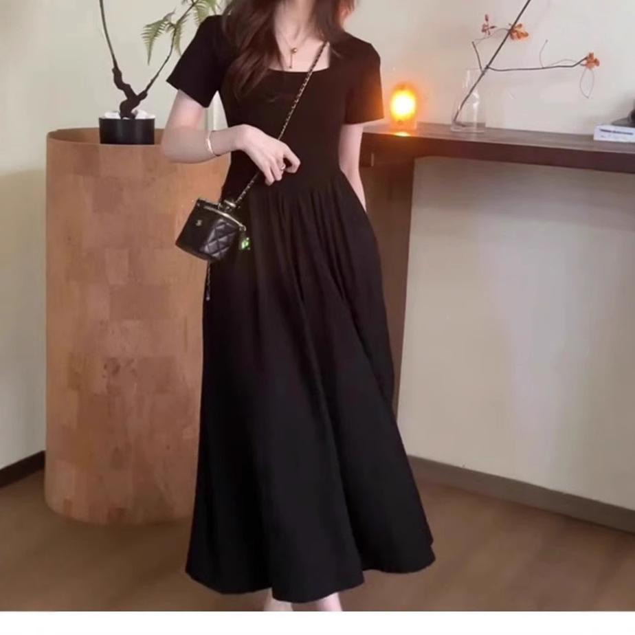 French Hepburn style dress women's 2026 summer temperament thin skirt high-end waist black a-word long dress