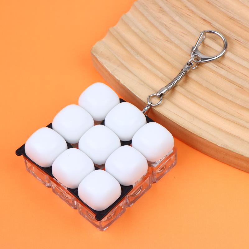 Relaxing Diy Keyboard Keychain Keycap Keys Button Finger Keyboard Cap 1/2/3/4/9Keys Relief Stress Clicker Toy Child Adult