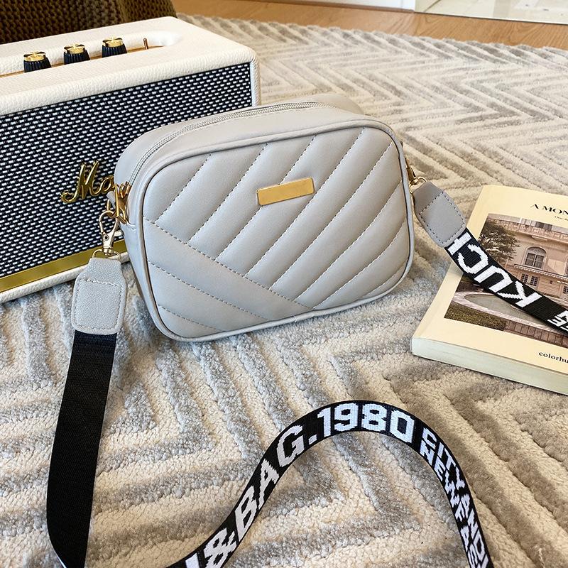 Yogodlns Shell Crossbody Bag for Women Fashion Small PU Leather Shoulder Bags Luxury Designer Quilted Female Zipper Purse and Handbags