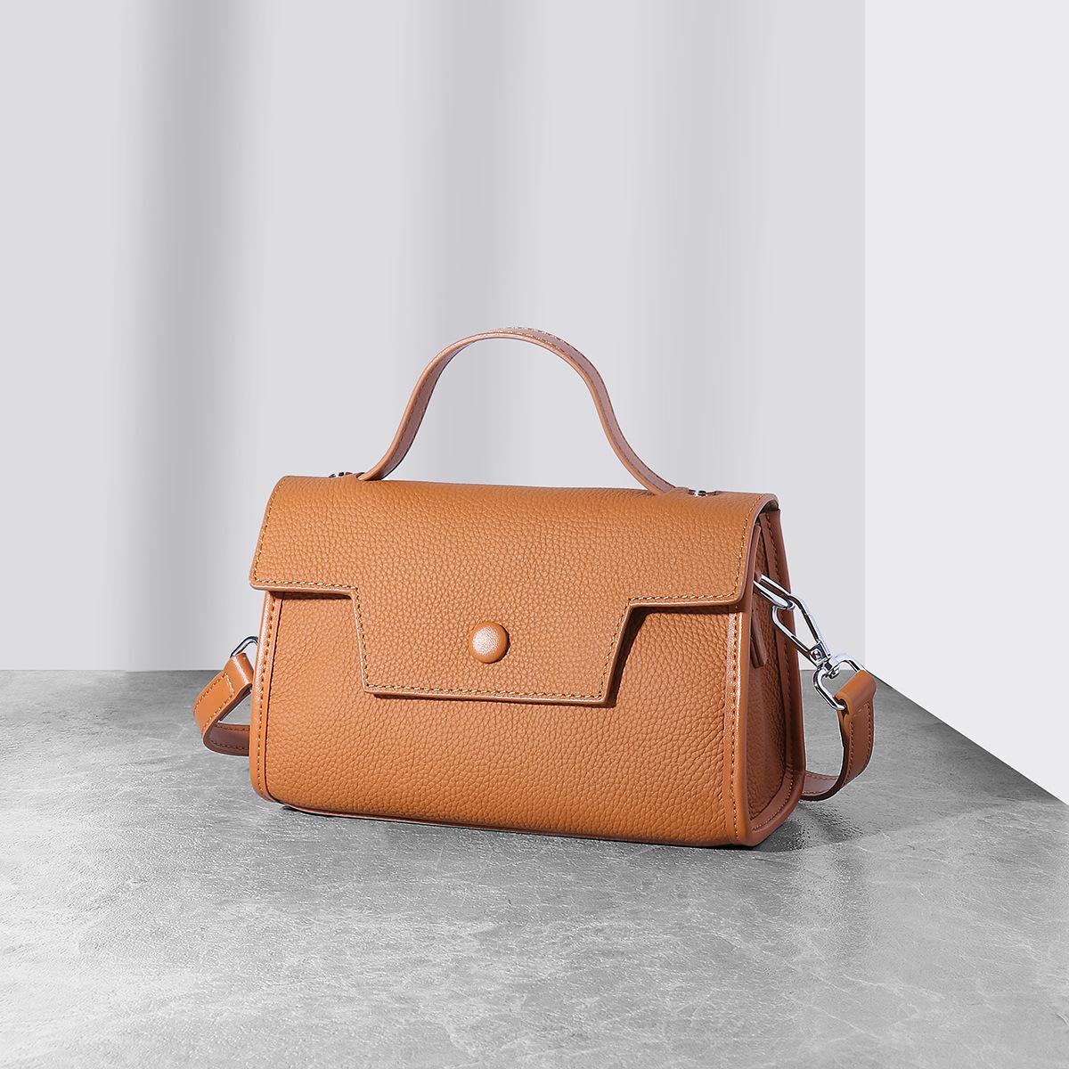 Genuine Leather Women s Bag New Portable Shoulder Bag Messenger Bag All-Match Small Square Bag Fashion Underarm Bag Portable Maillard Brown