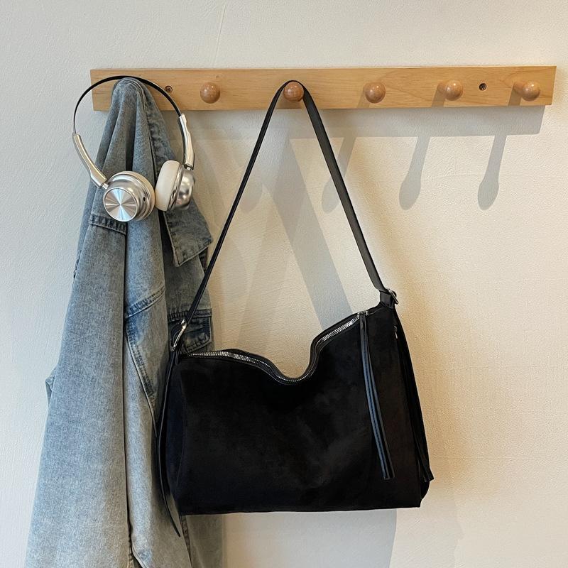 Simple and Retro Bag, Large-capacity Casual Crossbody Bag for Women, Simple Single-shoulder Underarm Bag