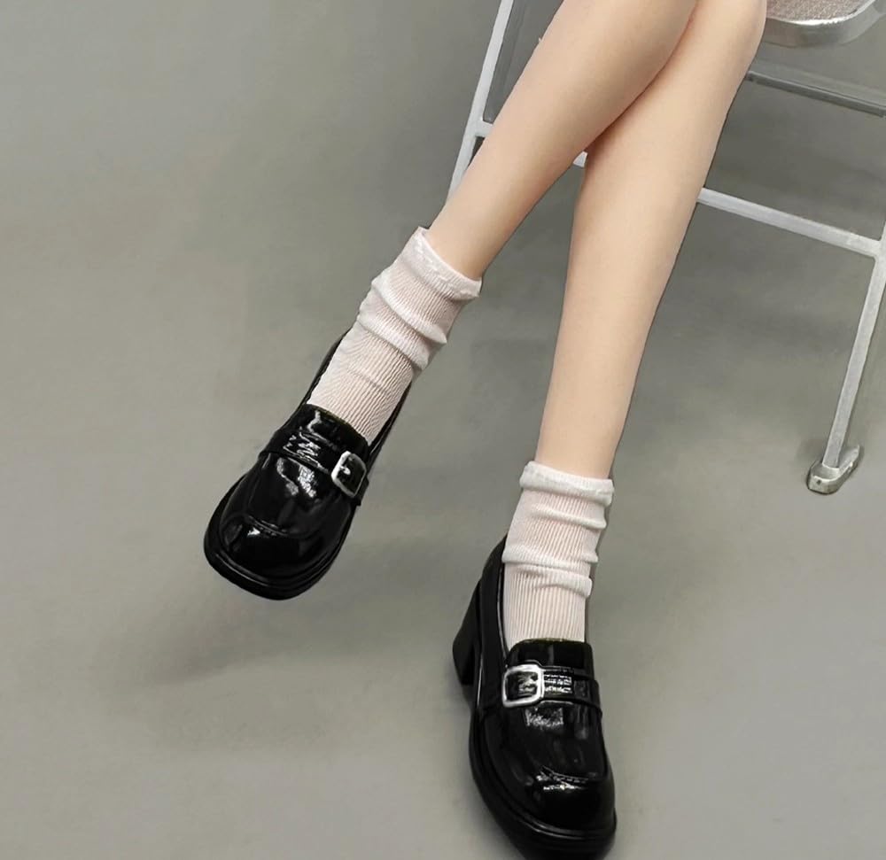 

[TOYBARJAPAN] 16 Scale Figure Accessory Fits TBLeague and other body types. Schoolgirl style outfit: White socks and black shoes (Head and body not