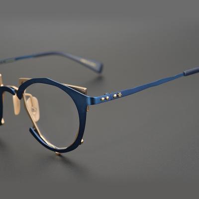Super Persönlichkeit Japanischer Designerstil Grüne Runde Brille Titanplatte Blaue Optische Brille