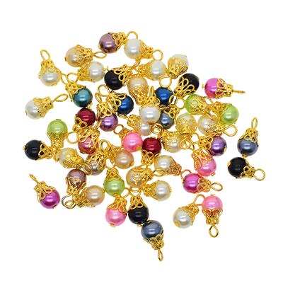50 pezzi di colori assortiti di perle, filigrana, cappelli, ciondoli, accessori per gioielli