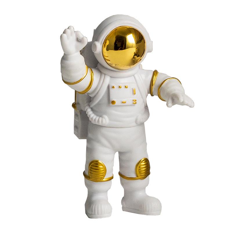 Large Modern Astronaut Desktop Ornament - Office or Wine Cabinet Decoration