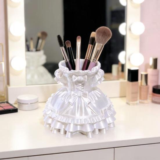 3D Printed Dress Shape Pen Holder, Cute Desk Organizer for Makeup Brushes Stationery, Creative Home Office Decor
