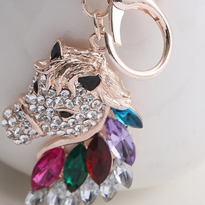 Elegant Crystals Drop Oil Rhinestones Horse Metal Keyhain For Fashion Accessory Secure Closure Portable Designs