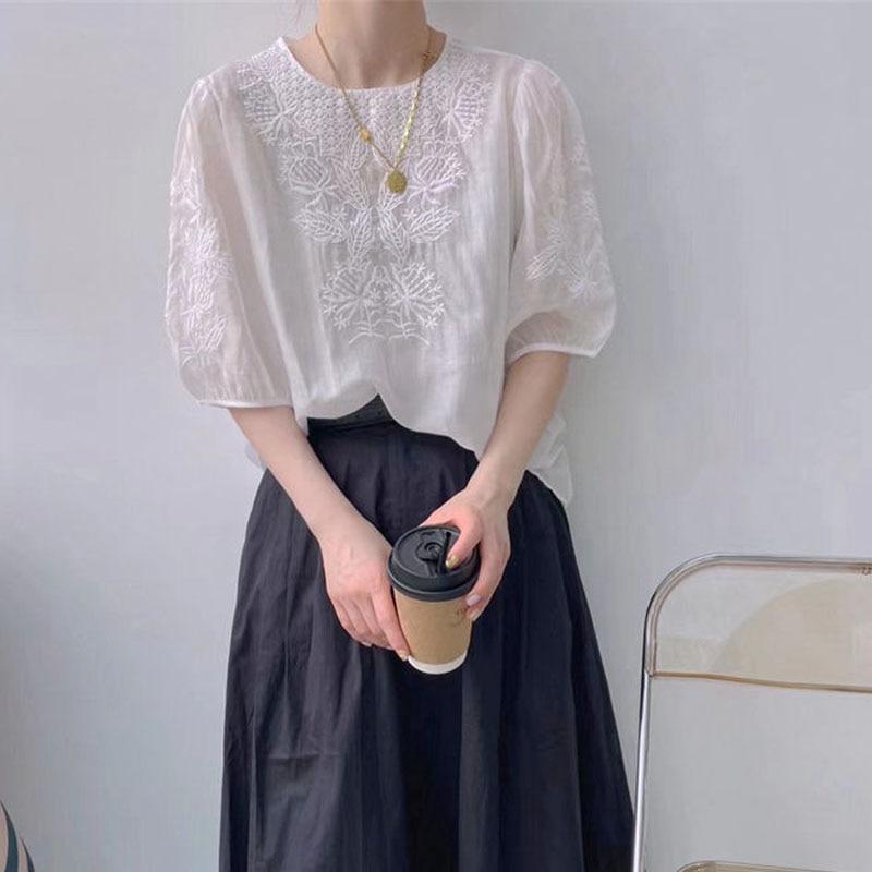 

Повседневные свободные топы с рукавами-пузырьками, модные шелковые женские блузки с вышивкой и круглым вырезом, летние шифоновые рубашки с цветами, белые блузки 15614 S белый