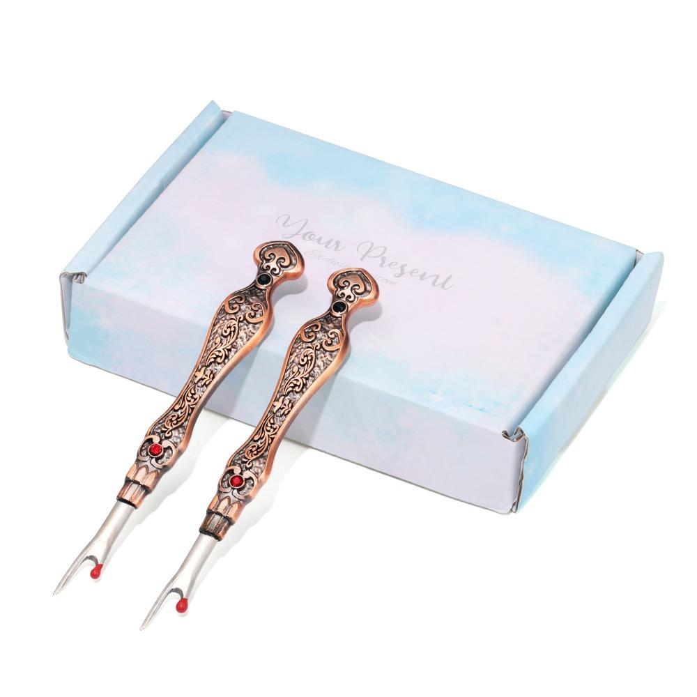 2Pcs European Vintage Metal Seam Ripper Set Durable and Handy Sharp Seam Ripper Tool  for Sewing