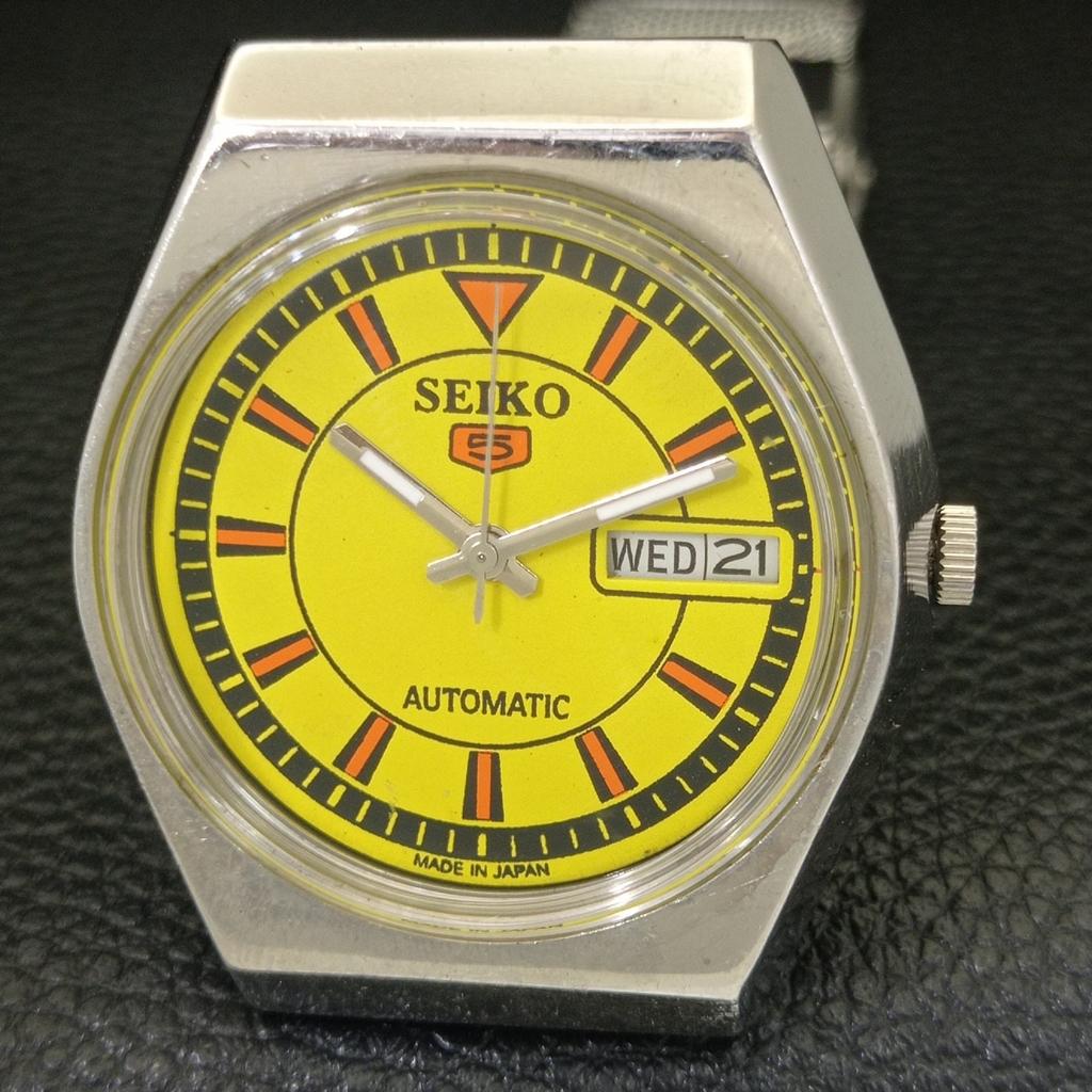 AUTOMATIC VINTAGE SEIKO 5 JAPAN 6309A MENS YELLOW COLOR DIAL WATCH A702725-1 R210-a702725