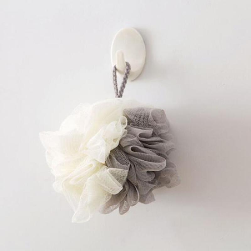 1 pastel two-tone bubble shower ball (random color)