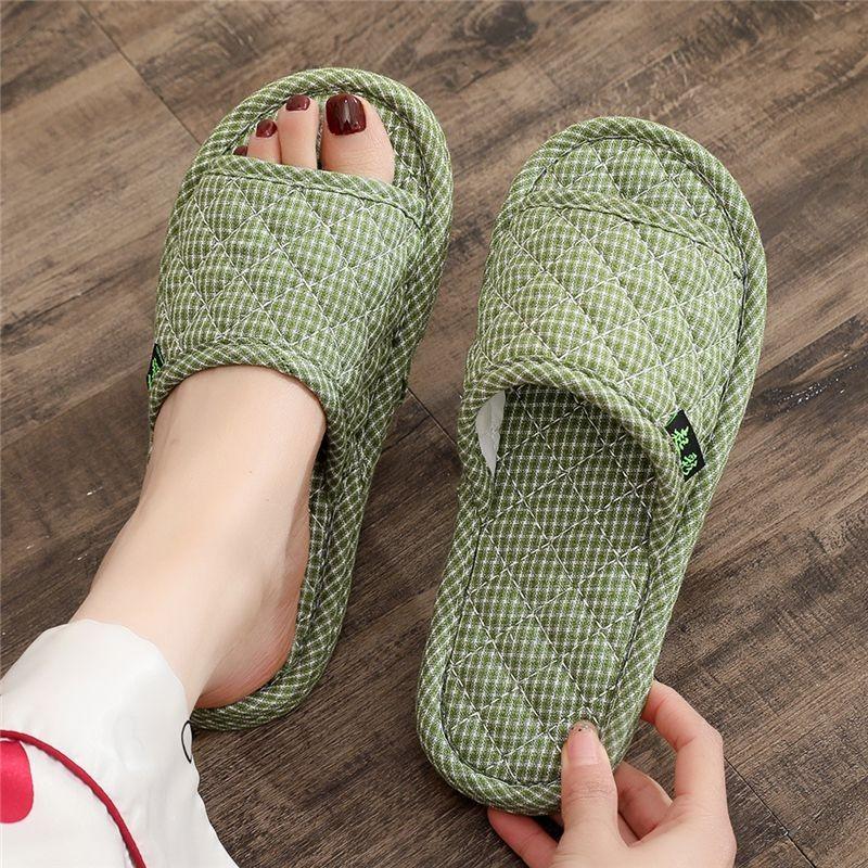 Cloth bottom slippers couple fresh and versatile home indoor silent silent does not hurt the wooden floor men's and women's four seasons