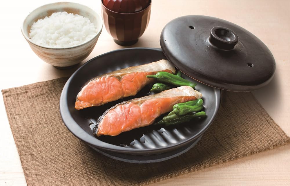 Ishigaki Grill Master Ceramic Round Plate with Lid, 3767, Black