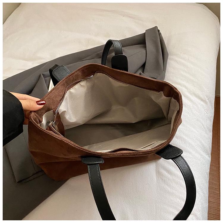 Damen Handtasche mit großem Fassungsvermögen, lässig, aus weichem Leder - 2025 Vielseitiger Single-Shoulder-Achselhöhlen-Stil
