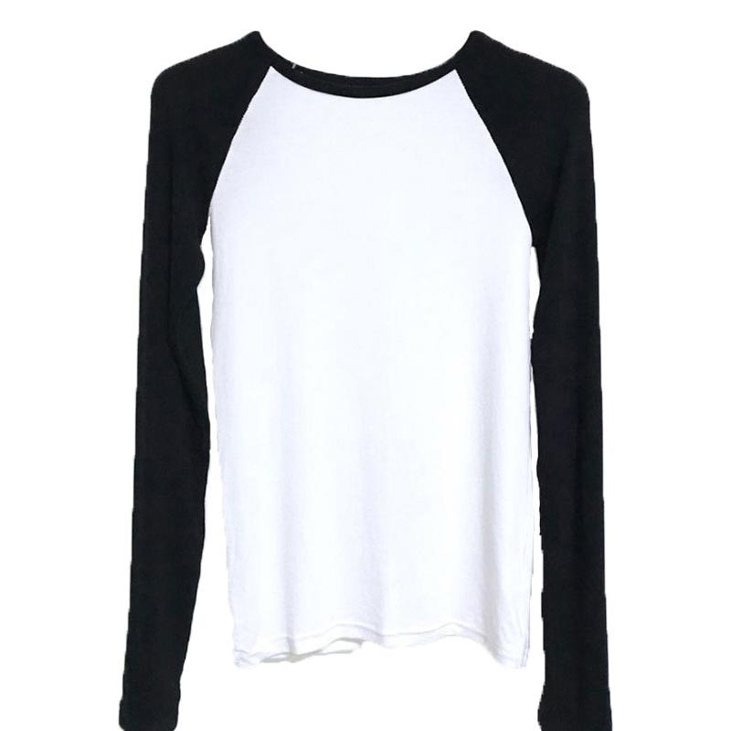 T-shirt Raglan Slim-Fit Chic Retrò di Hong Kong: Top a Maniche Lunghe Bianco e Nero da Donna