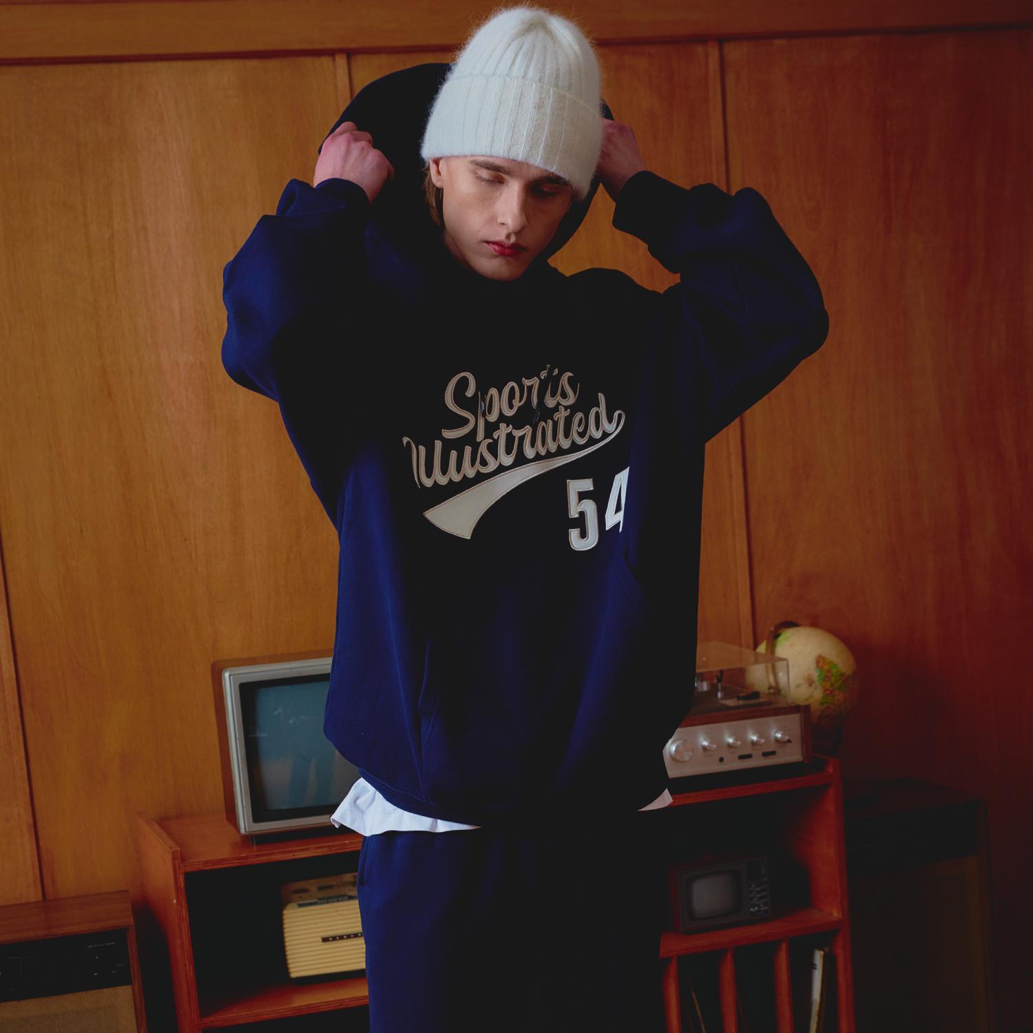 Sports Illustrated Basketball Cursive Logo Hoodie Shirt (Dark Navy) Dark Navy/S